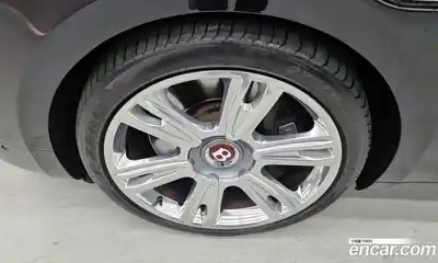 Bentley Flying Spur 2018 4.0 гидро в Москве № 387294, миниатюра 5