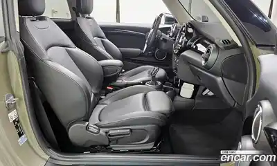 Mini Cooper 2019 2.0 гидро в Москве № 392633, миниатюра 11