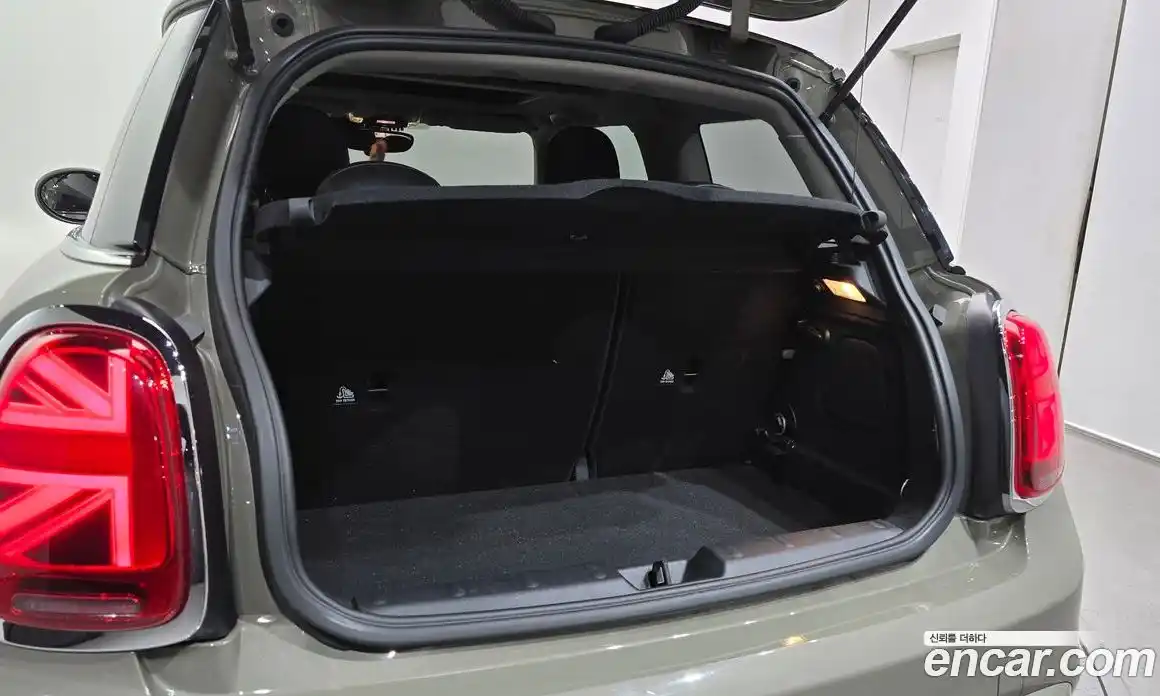Mini Cooper 2019 2.0 гидро в Москве № 392633, фото 20