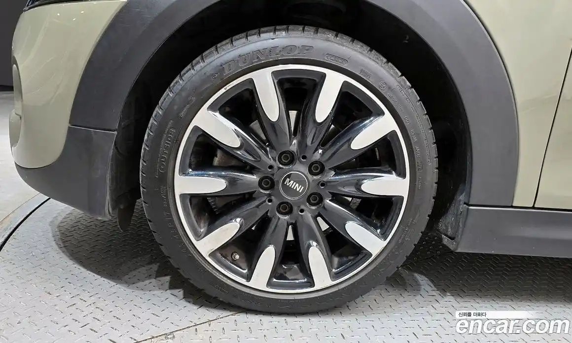 Mini Cooper 2019 2.0 гидро в Москве № 392633, фото 5