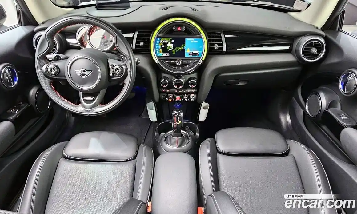 Mini Cooper 2019 2.0 гидро в Москве № 392633, фото 7