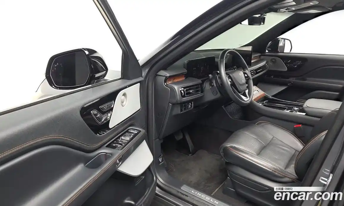 Lincoln Aviator 2025 3.0 гидро в Москве № 403659, фото 11