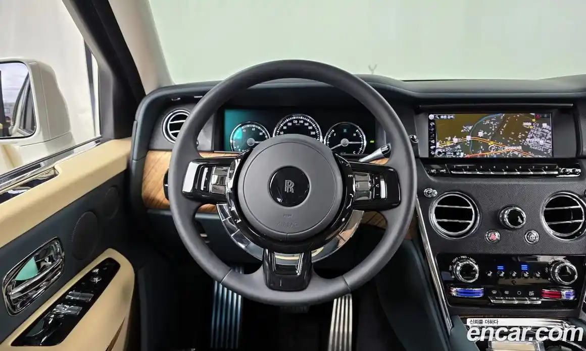 Rolls-Royce Cullinan 2023 6.7 гидро в Москве № 407207, фото 16