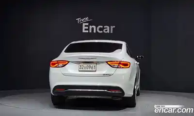 Chrysler 200 2015 2.4 гидро в Москве № 407483, миниатюра 4