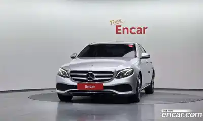 Mercedes-Benz E-Class 2018 2.0 гидро, миниатюра 3