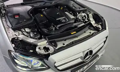 Mercedes-Benz E-Class 2018 2.0 гидро, миниатюра 6