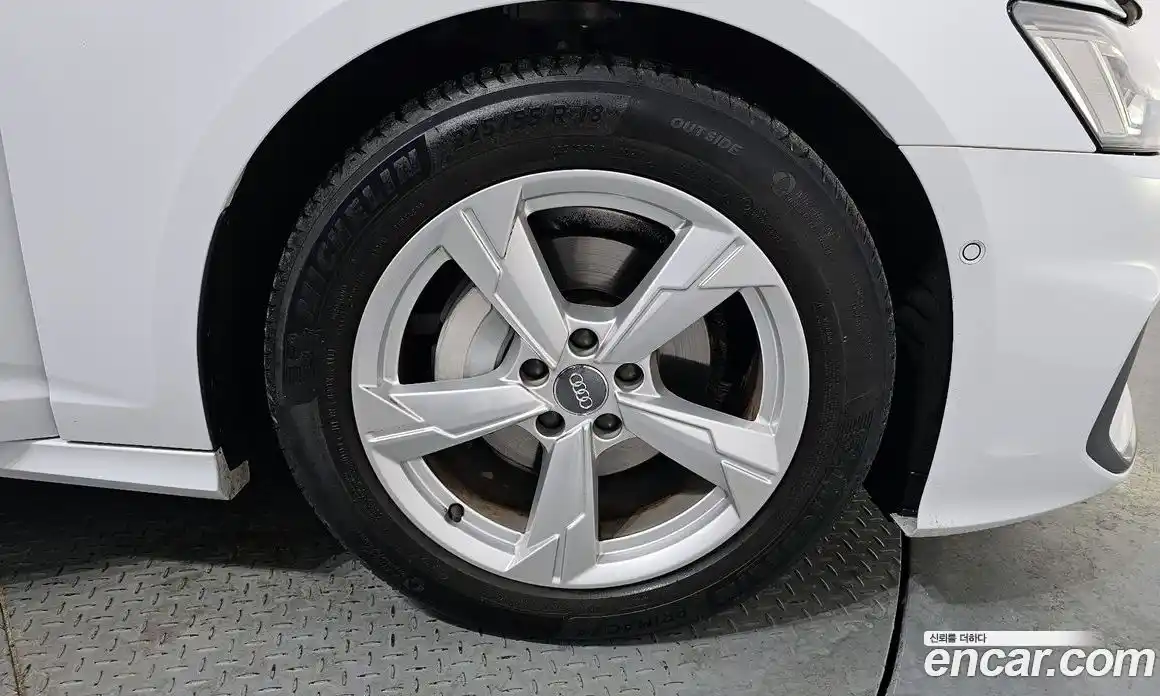 Audi A6 2020 2.0 гидро в Москве, фото 5
