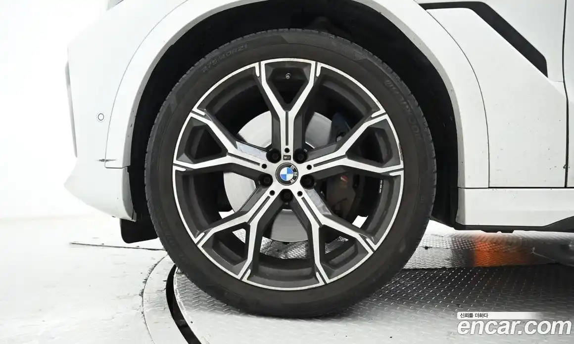BMW X6 2022 3.0 гидро в Москве № 465353, фото 5