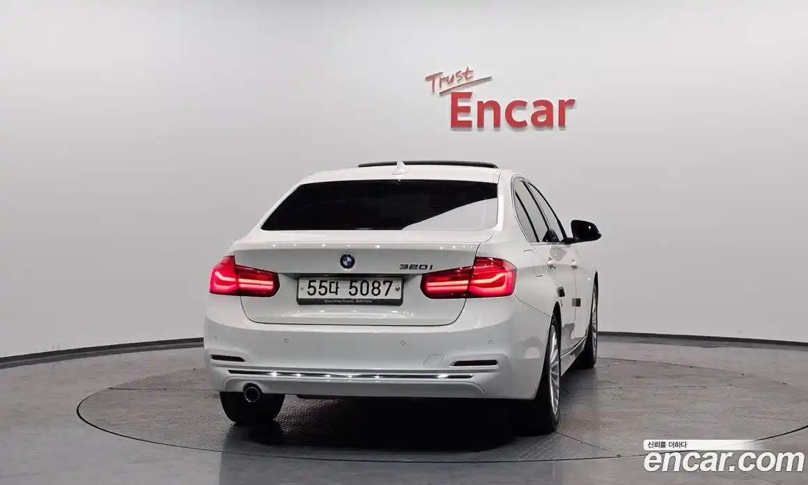 BMW 3-Series 2018 2.0 гидро в Москве № 491936, фото 4