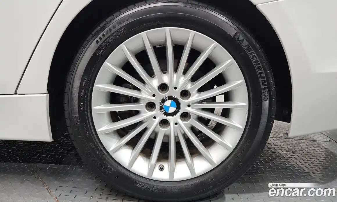 BMW 3-Series 2018 2.0 гидро в Москве № 491936, фото 5