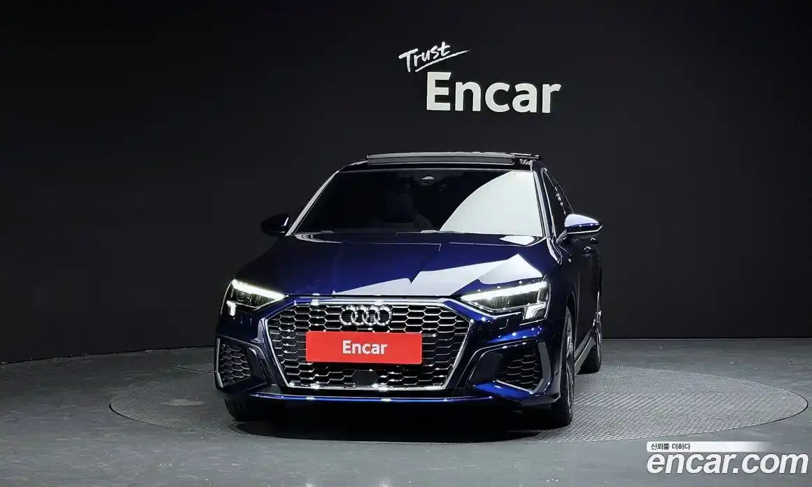 Audi A3 2023 2.0 гидро в Москве № 496154, фото 3