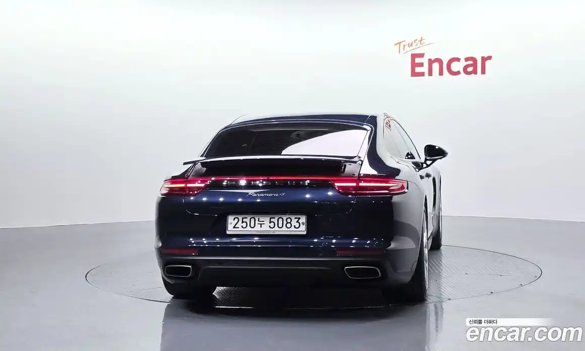 Porsche Panamera 2018 3.0 гидро в Москве № 498293, фото 4