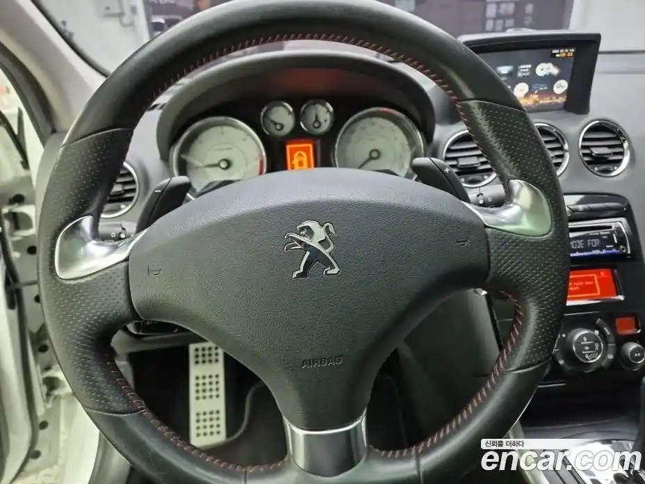 Peugeot 308 2014 1.6 гидро в Москве № 585407, фото 9