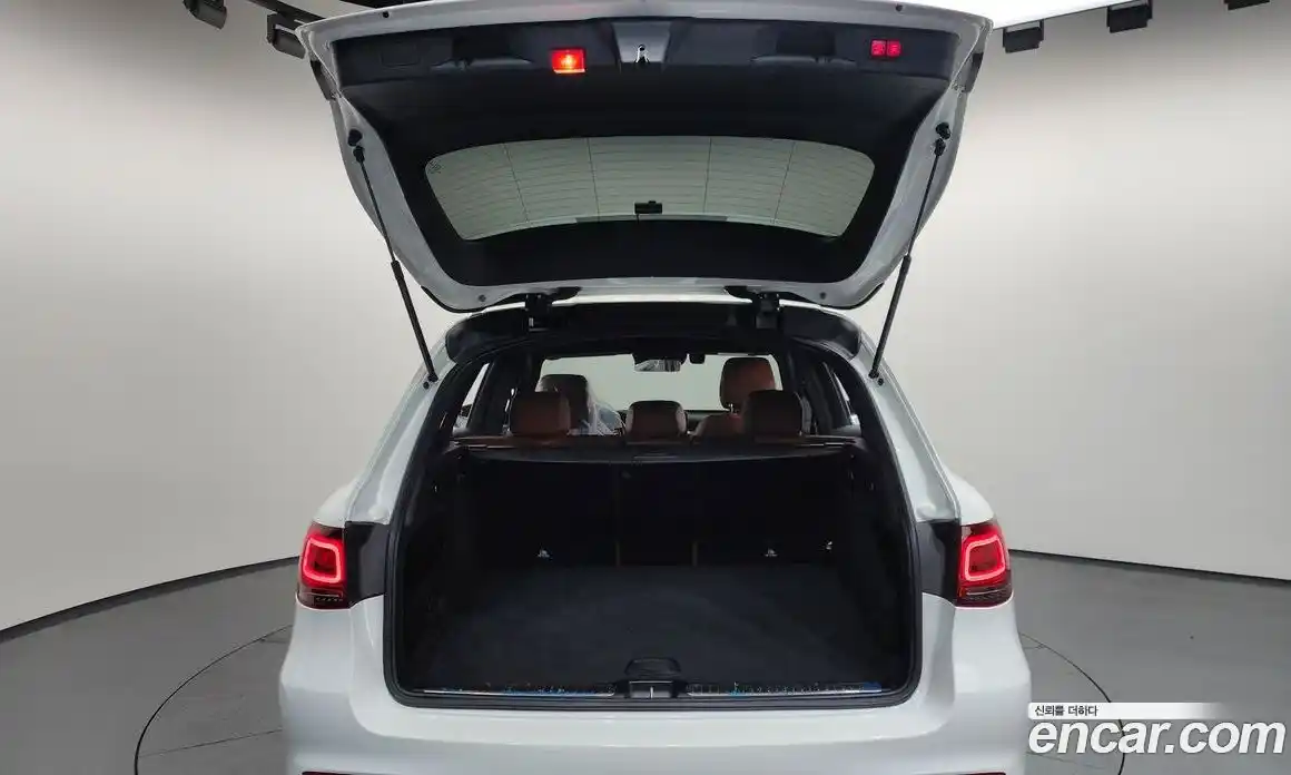 Mercedes-Benz GLC-Class 2022 2.0 гидро в Москве № 592398, фото 20