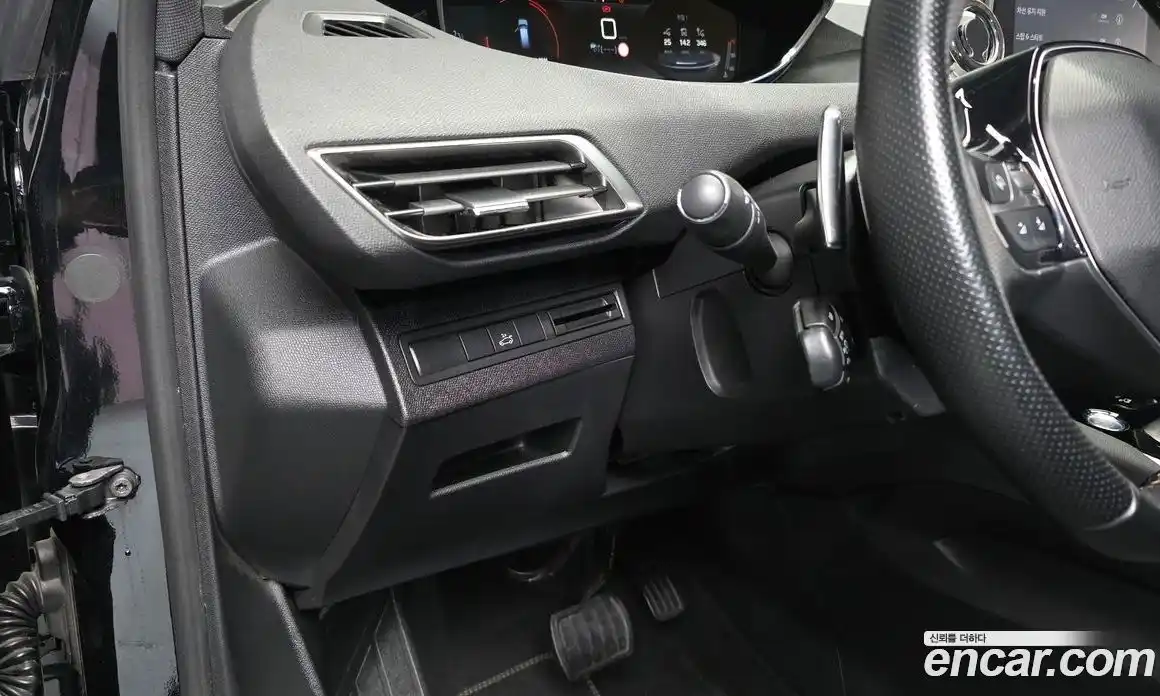 Peugeot 5008 2020 1.5 гидро в Москве № 611183, фото 12