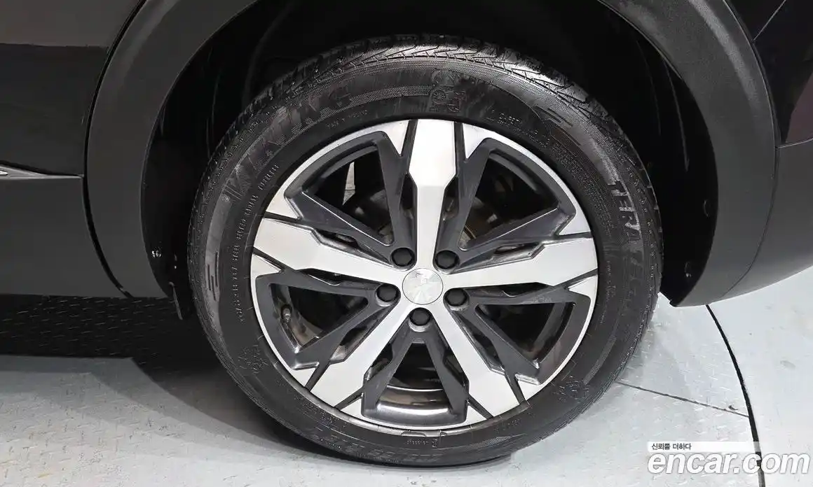 Peugeot 5008 2020 1.5 гидро в Москве № 611183, фото 4