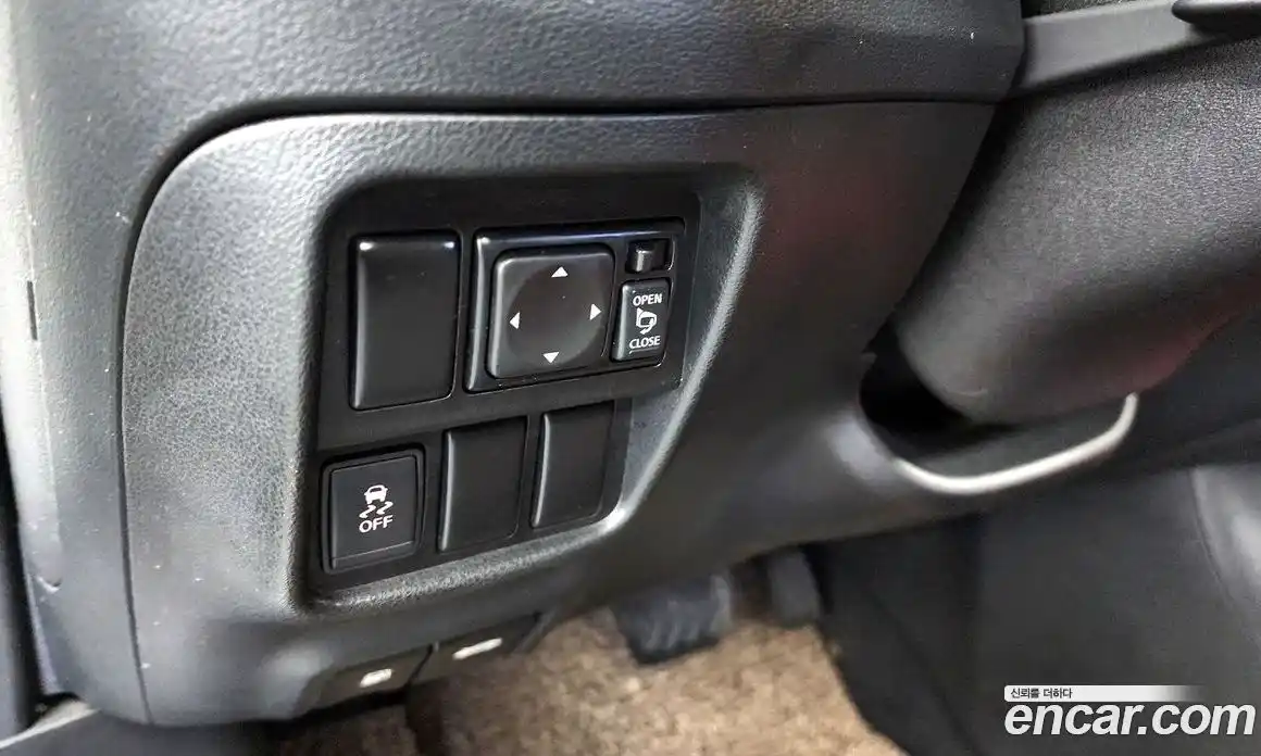 Nissan Juke 2014 1.6 гидро в Москве № 611316, фото 15