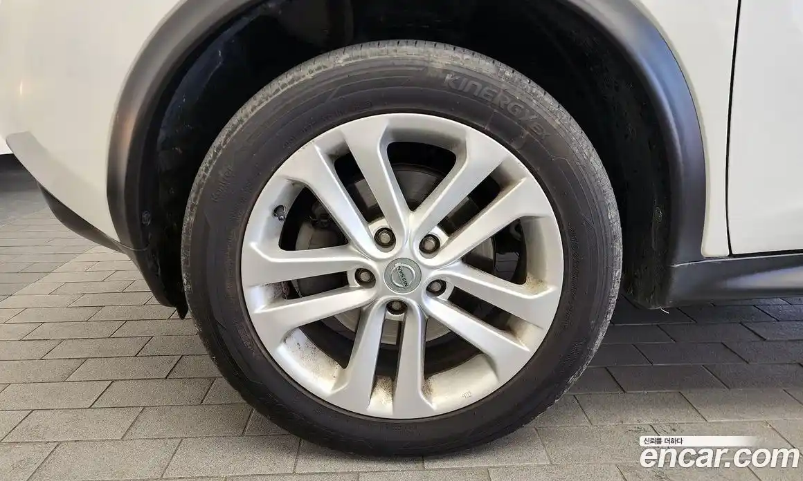 Nissan Juke 2014 1.6 гидро в Москве № 611316, фото 5