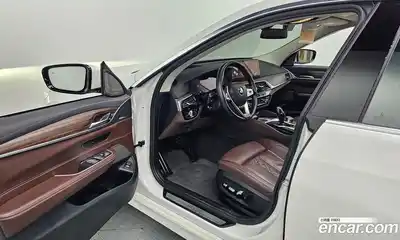 BMW 6-Series 2022 3.0 Автомат в Москве № 622066, миниатюра 11