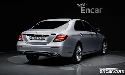Mercedes-Benz E-Class 2020 1.9 гидро, миниатюра 2
