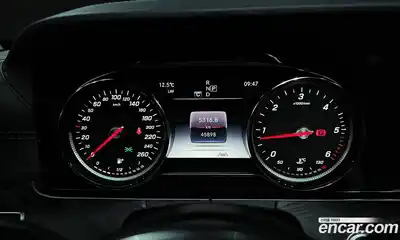 Mercedes-Benz E-Class 2020 1.9 гидро, миниатюра 8