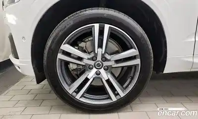 Volvo XC60 2021 2.0 гидро в Москве № 724050, миниатюра 5