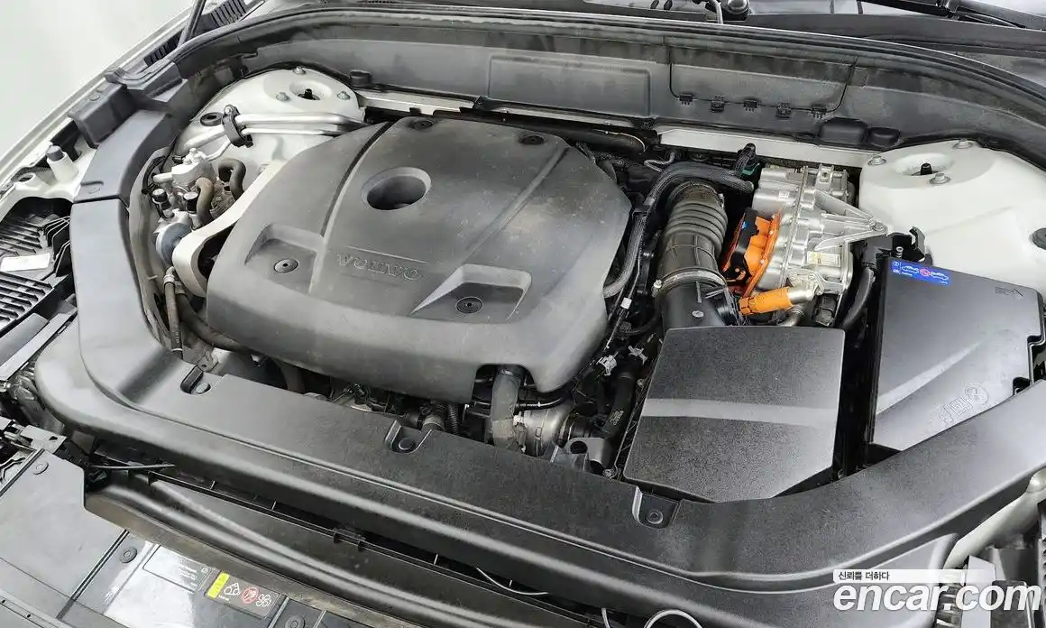 Volvo XC60 2021 2.0 гидро в Москве № 724050, фото 6