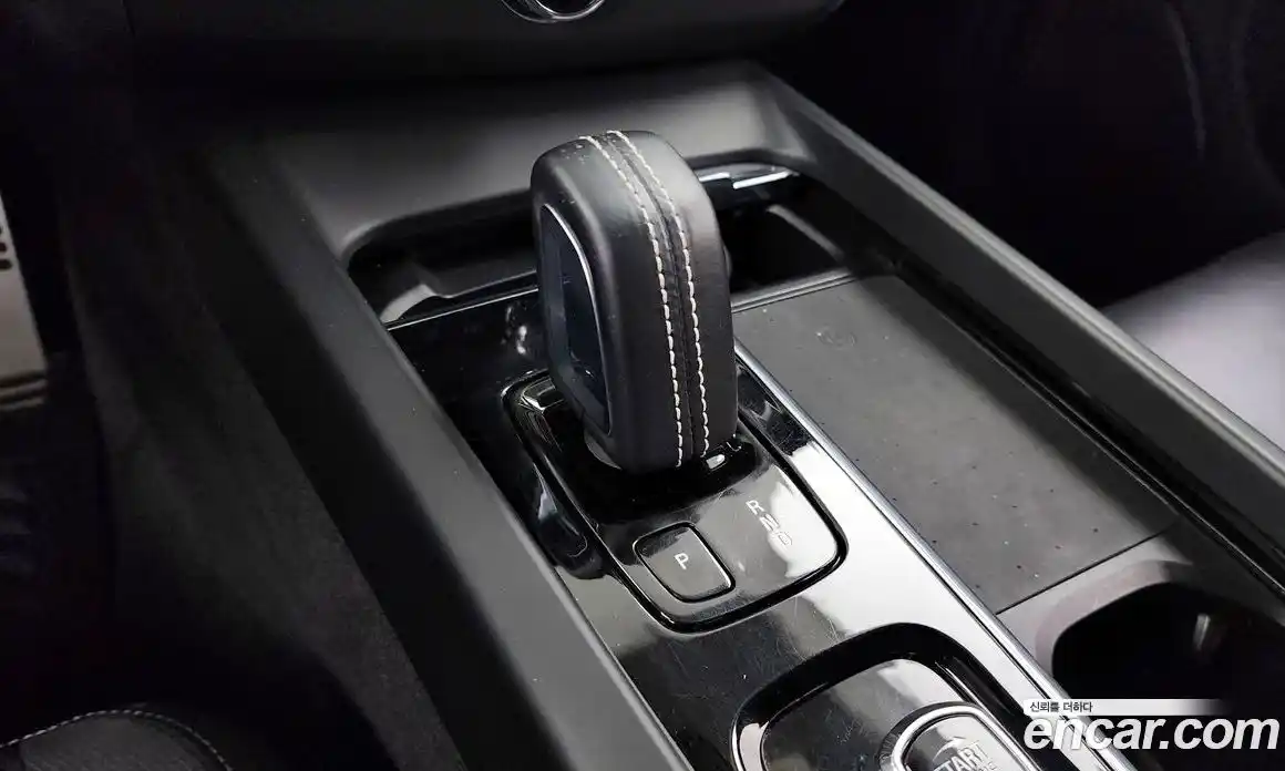 Volvo XC60 2021 2.0 гидро в Москве № 724050, фото 9