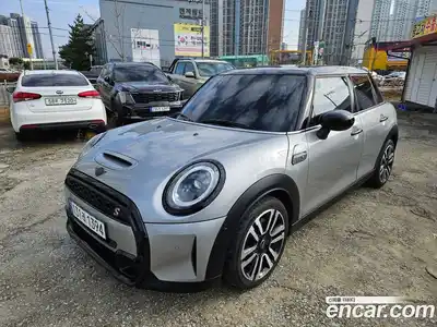 Mini Cooper, 2023
