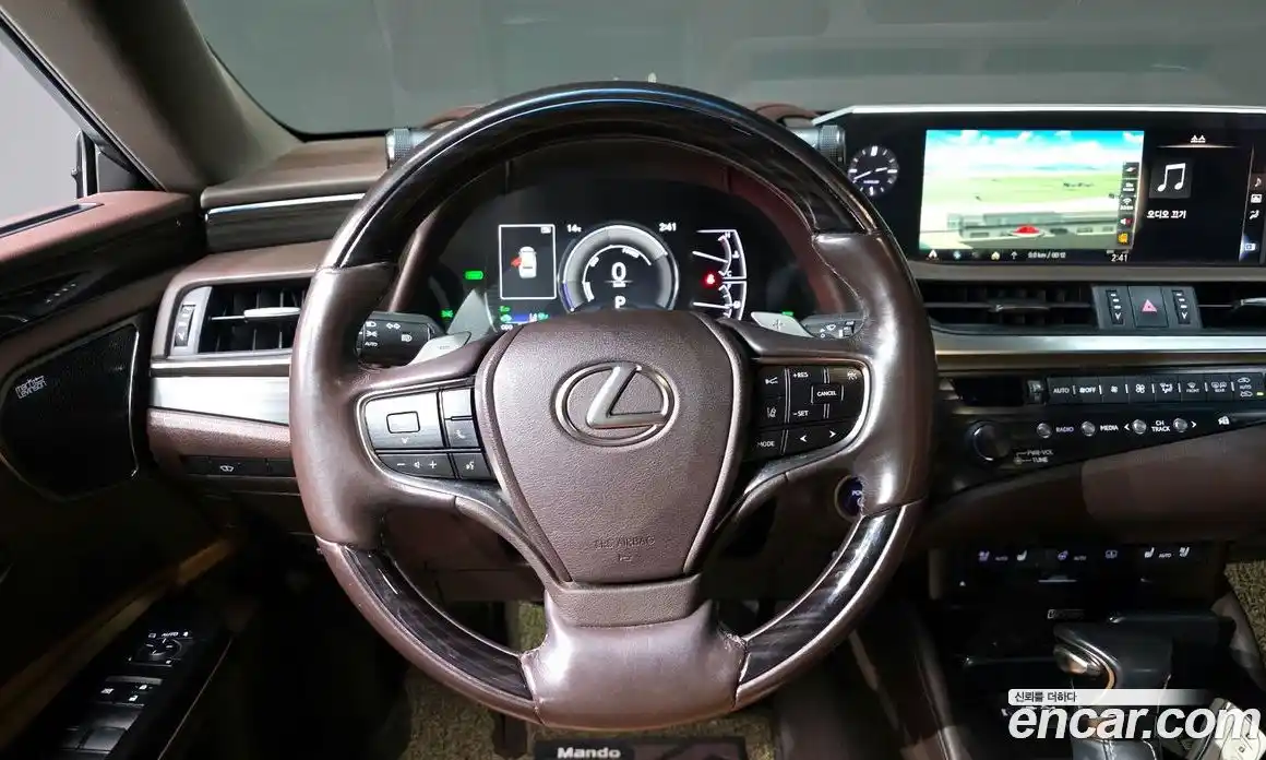 Lexus ES 2018 2.5 гидро в Москве № 766947, фото 13