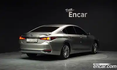 Lexus ES 2018 2.5 гидро в Москве № 766947, миниатюра 2