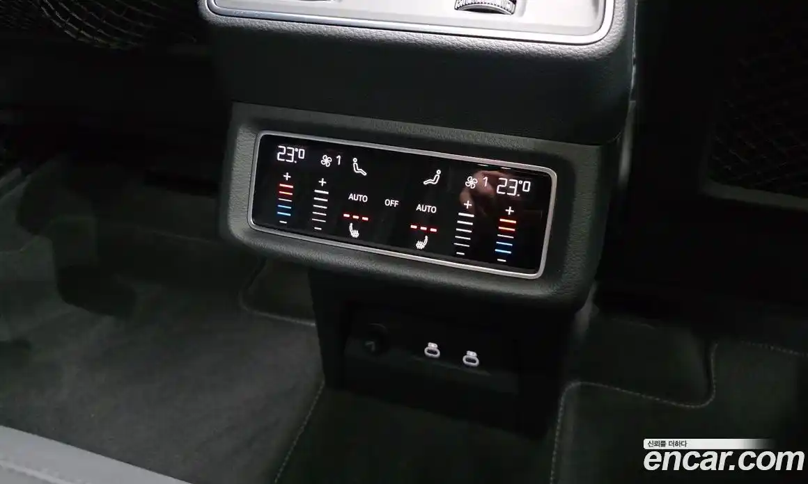 Audi Q8 e-tron 2024 0.3 гидро в Москве № 801332, фото 19
