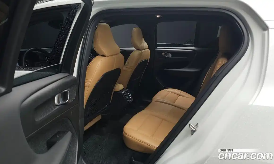 Volvo XC40 2021 2.0 гидро в Москве № 823992, фото 12