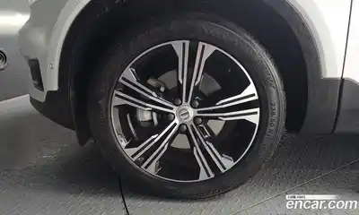 Volvo XC40 2021 2.0 гидро в Москве № 823992, миниатюра 5