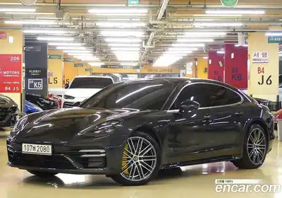 Porsche Panamera, 2021
