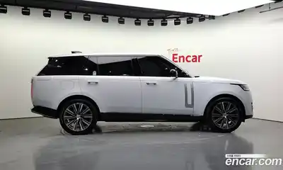 Land Rover Range-Rover 2024 4.4 гидро в Москве № 824667, миниатюра 6