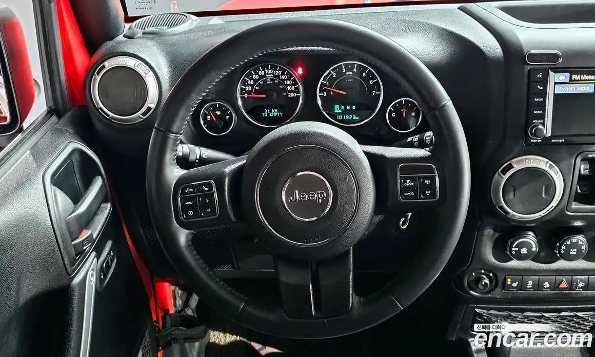 Jeep Wrangler 2017 3.6 гидро в Москве № 826591, фото 14