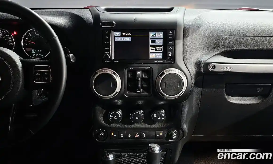 Jeep Wrangler 2017 3.6 гидро в Москве № 826591, фото 15