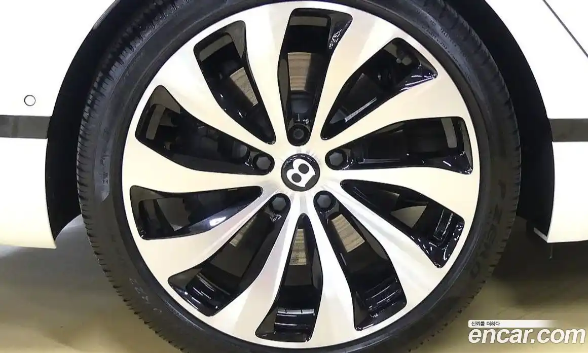 Bentley Flying Spur 2023 4.0 гидро в Москве № 864154, фото 14