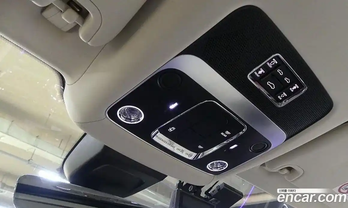 Bentley Flying Spur 2023 4.0 гидро в Москве № 864154, фото 19