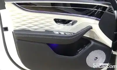 Bentley Flying Spur 2023 4.0 гидро в Москве № 864154, миниатюра 10