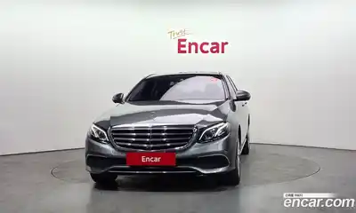 Mercedes-Benz E-Class 2016 2.0 гидро в Москве № 893494, миниатюра 3