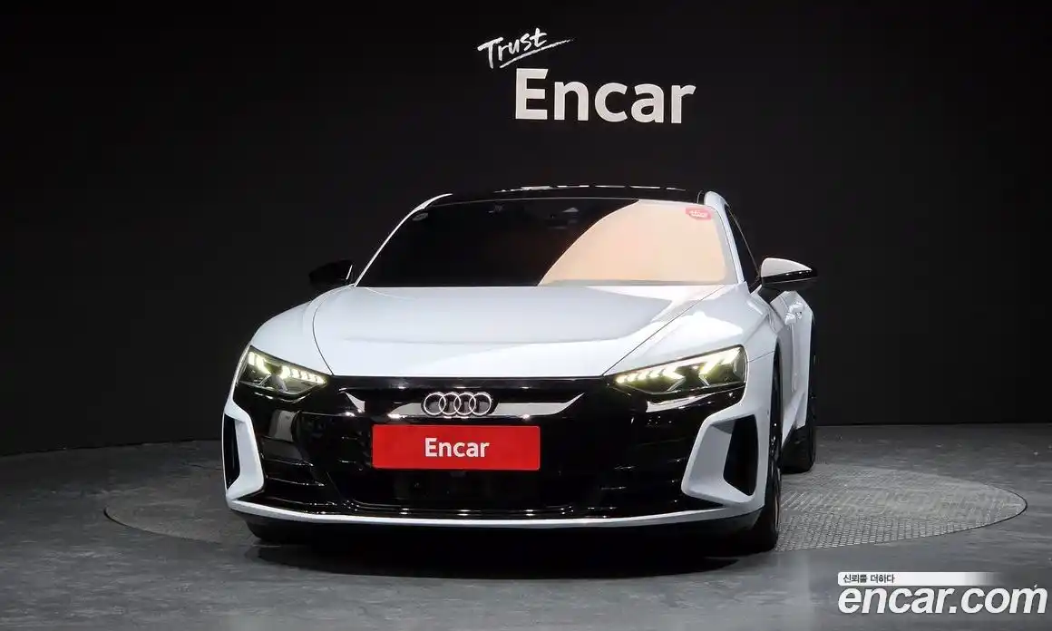 Audi e-tron GT 2022 0.1 гидро в Москве № 893798, фото 3