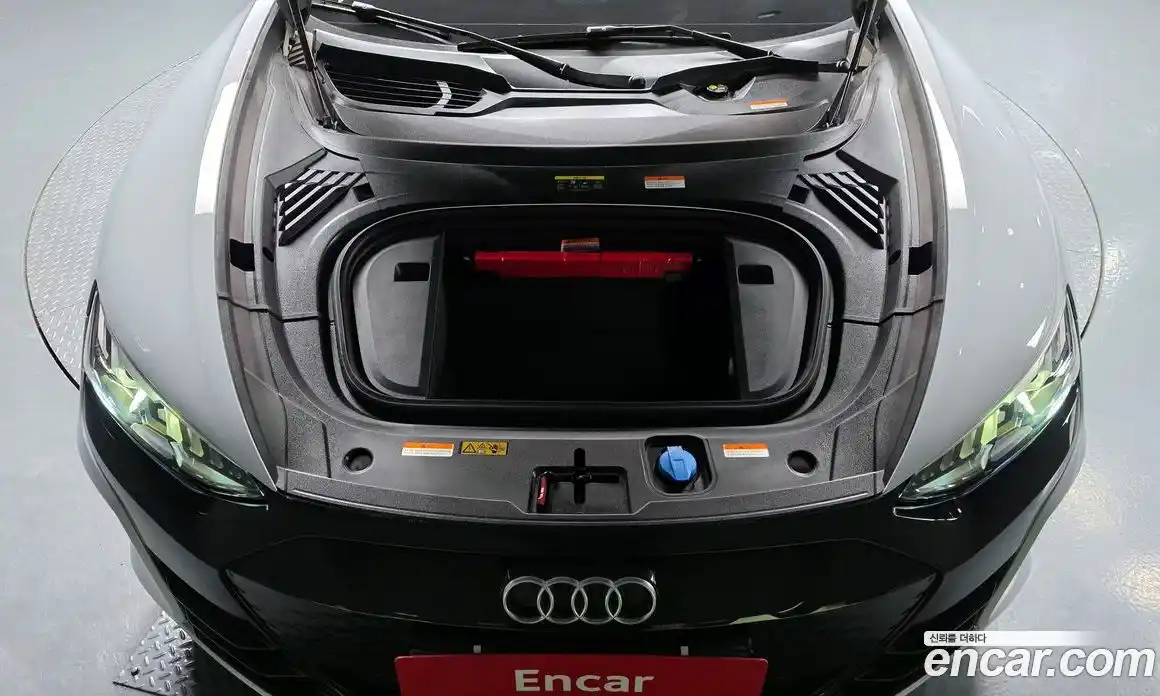 Audi e-tron GT 2022 0.1 гидро в Москве № 893798, фото 6