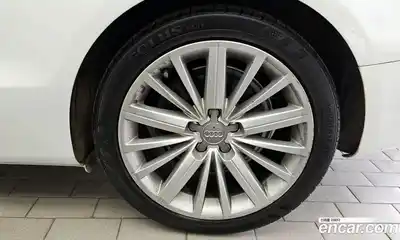 Audi A5 2010 2.0 Автомат в Москве № 894162, миниатюра 5