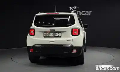 Jeep Renegade 2018 2.4 гидро в Москве № 896577, миниатюра 4