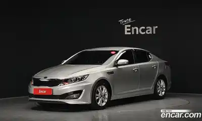 Kia K5, 2011