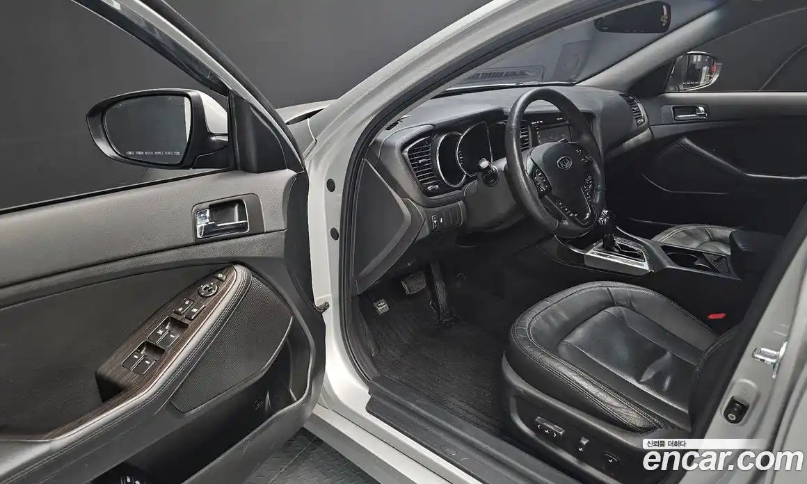 Kia K5 2011 2.0 гидро в Москве № 929912, фото 11