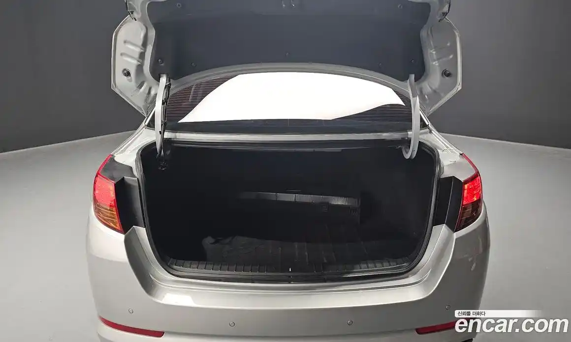 Kia K5 2011 2.0 гидро в Москве № 929912, фото 20