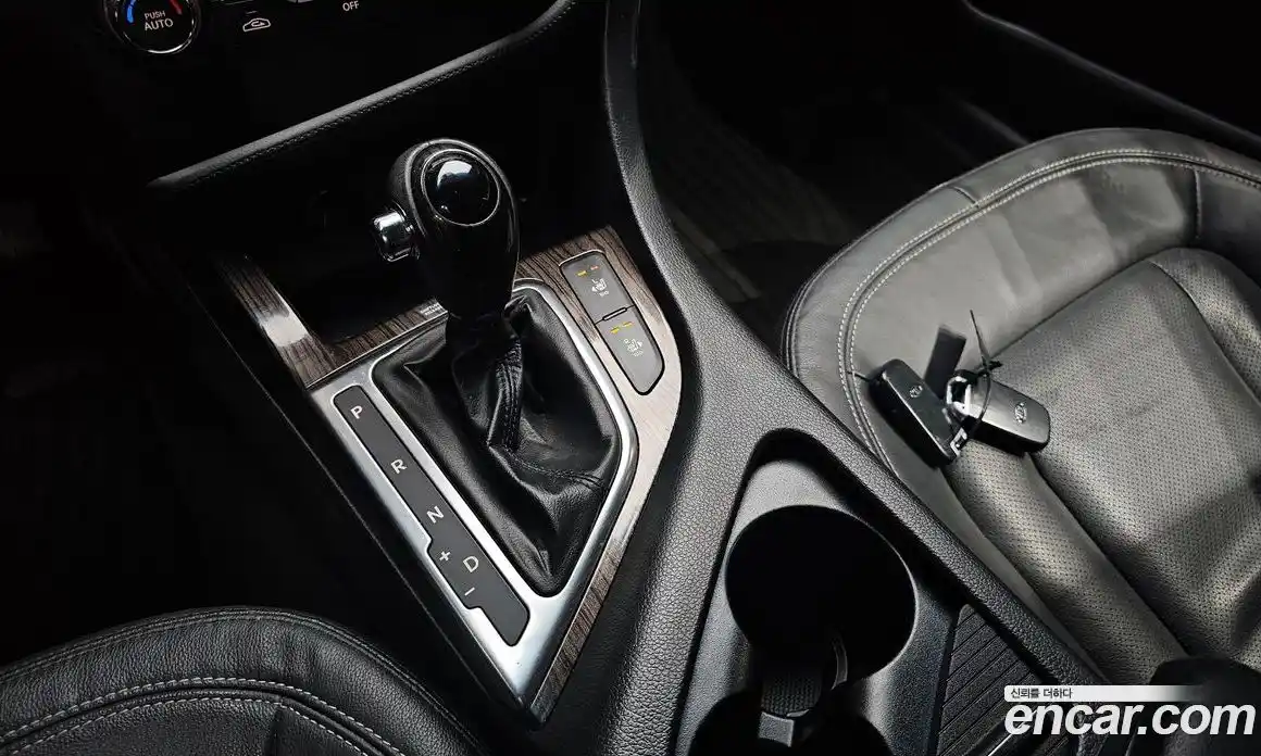 Kia K5 2011 2.0 гидро в Москве № 929912, фото 9